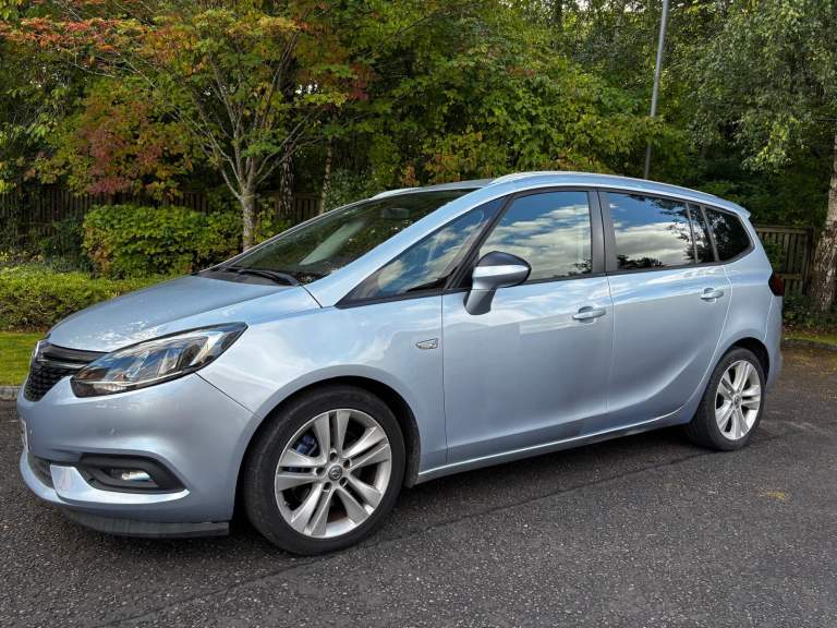 2017 VAUXHALL ZAFIRA TOURER SRI NAV 2.0, MOT DECEMBER 26, NO ADVISORS 