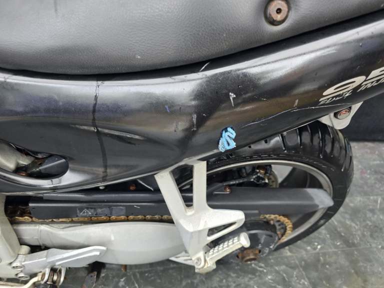 TRIUMPH SPRINT ST 955 PROJECT BIKE 