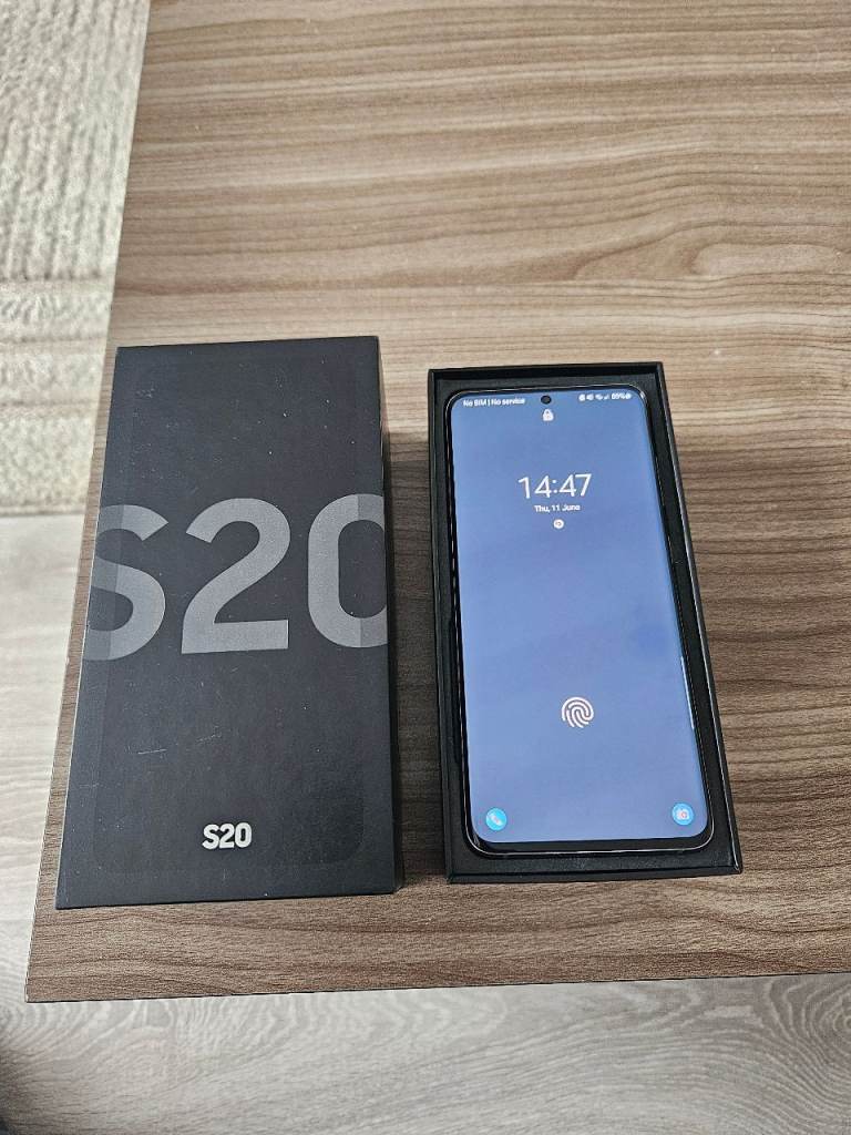 SAMSUNG S20 5G 128GB UNLOCKED