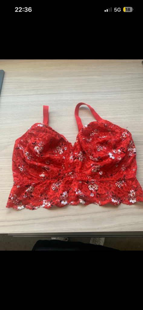 image for MARKS & SPENCER SIZE 16 RED FLAME BRA TOP 