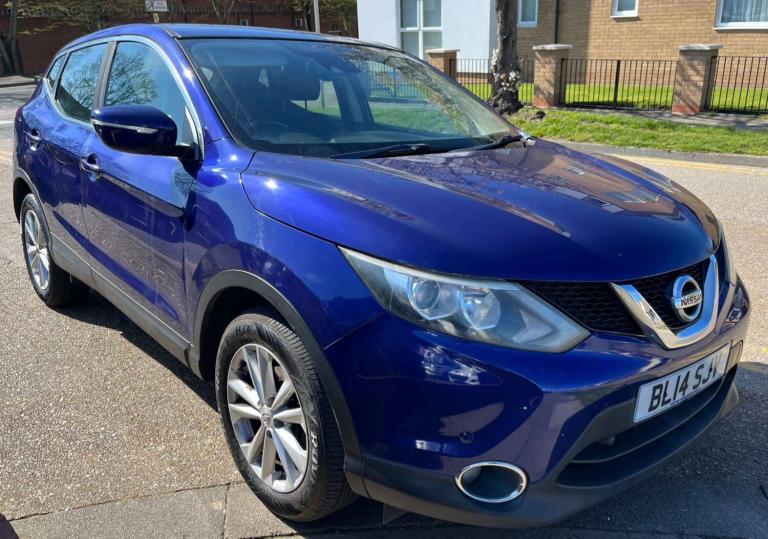 2014 Nissan Qashqai 1.5 dCi Acenta [Smart Vision Pack] 5dr HATCHBACK DIESEL Manual