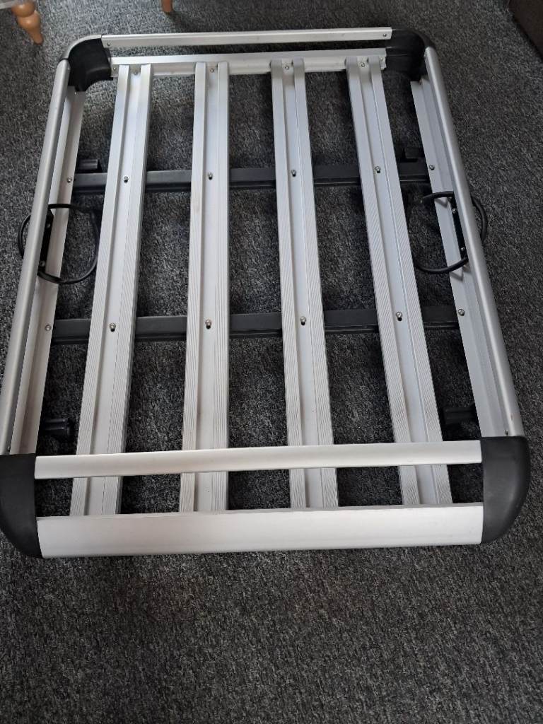 Car roof rack basket tray