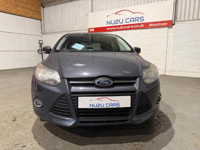 2011 Ford Focus 1.6 125 Zetec 5dr HATCHBACK PETROL Manual