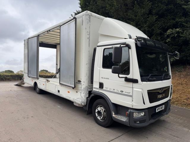 2019 MAN TGL 12.220 E6 J&J conversions covered car transporter winch side doors