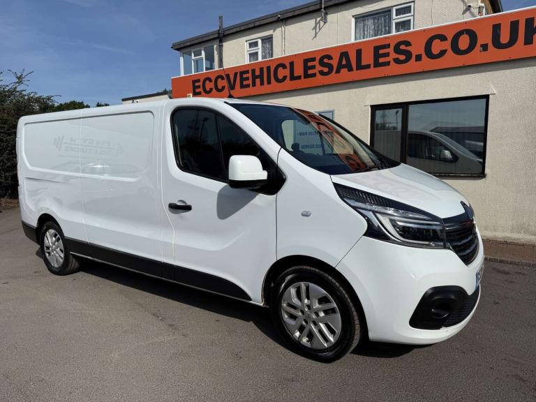 2020 Renault Trafic 2.0 Trafic LL30 Sport Energy dCi Panel Van Diesel Manual