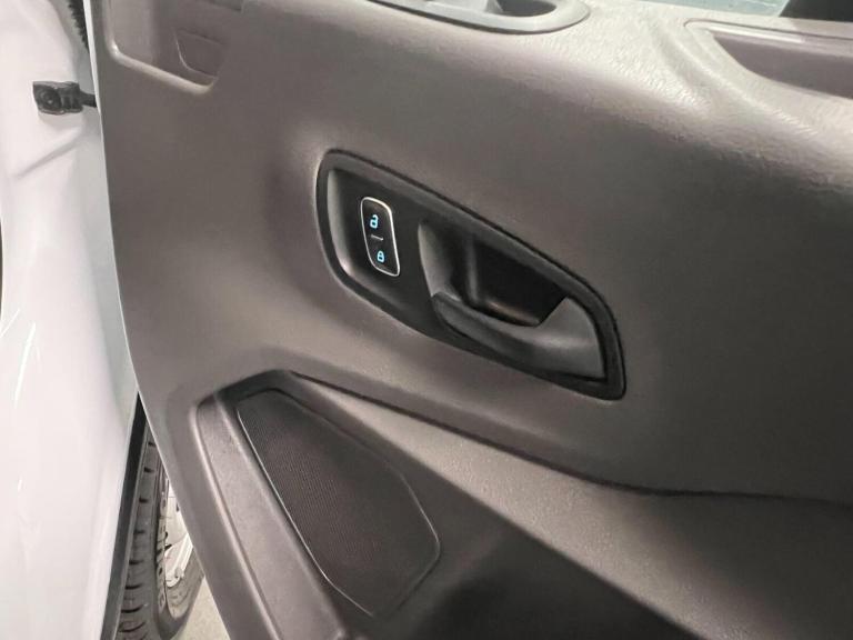 2023 Ford Transit Transit 2.0 350 EcoBlue Leader FWD L3 H3 Euro 6 (s/s) 5dr Panel Van Diesel Manual