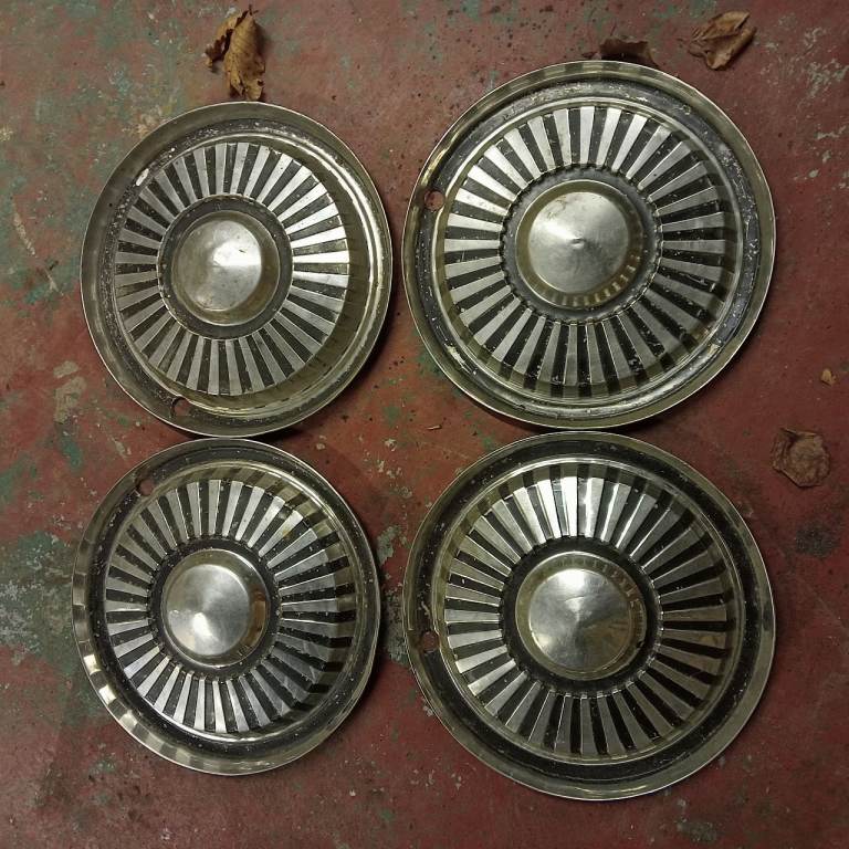 Hillman Imp Sunbeam Rapier Hubcaps