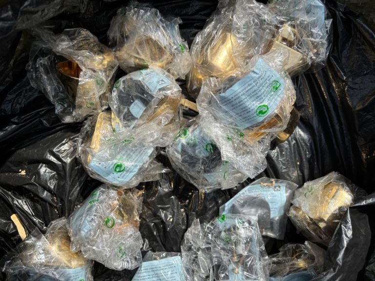 Glass shelf brackets