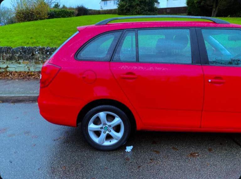 Skoda, AUTOMATIC FABIA, Estate, 2012 1197 (cc), 5 doors