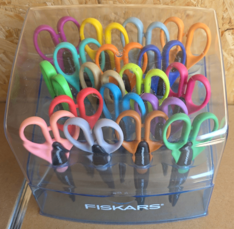 Fiskars Paper Craft Edge Scissors