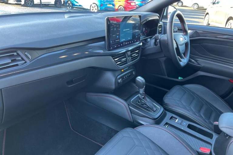 2025 Ford Focus 1.0T EcoBoost MHEV ST-Line X 5dr [AUTO] **TrustFord Demo** HEATED SEATS &amp; S H...