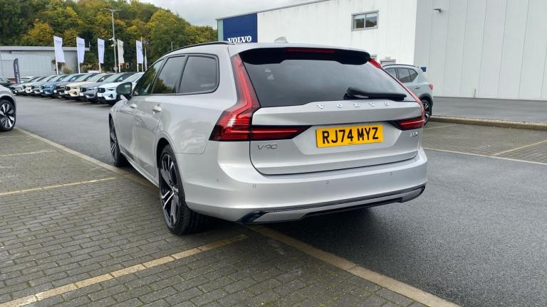 2024 Volvo V90 2.0h T8 18.8kWh Ultra Estate 5dr Petrol Plug-in Hybrid Auto AWD Euro 6 (s/s ESTATE...