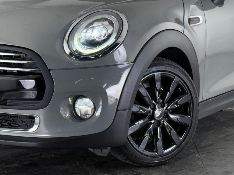 2019 MINI Hatch 1.5 Cooper Exclusive Euro 6 (s/s) 5dr HATCHBACK Petrol Manual