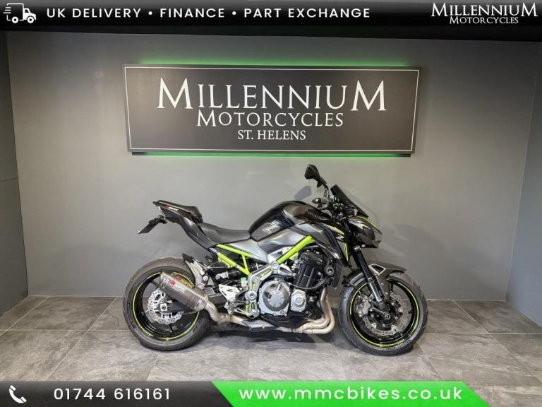 2018 KAWASAKI Z900 PERFOMANCE SUPER NAKED 900CC MOTORCYCLE WITH AKRAPOVIC CAN