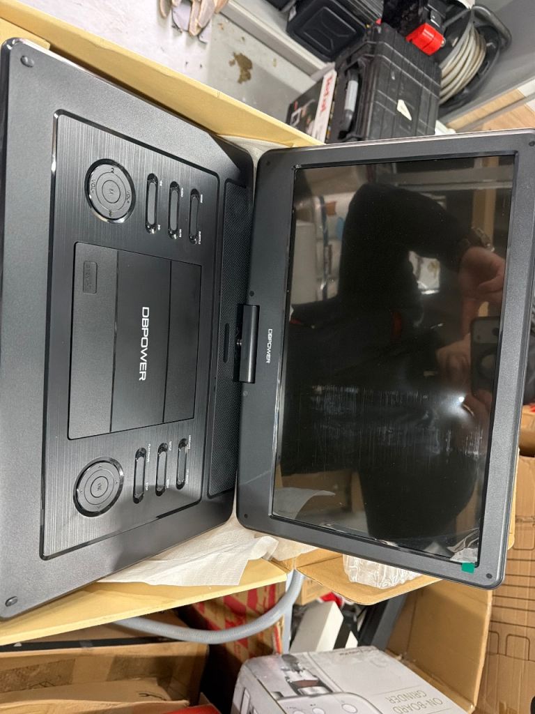 Portable dvd