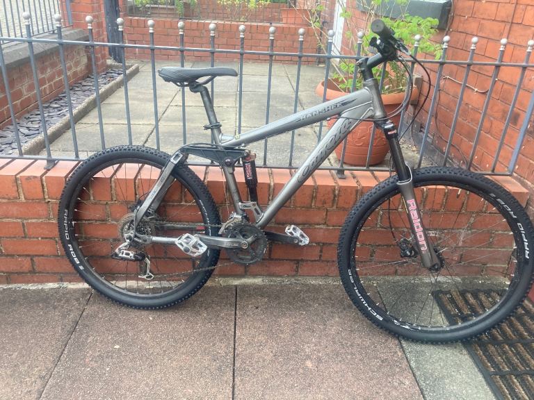 Mountain bike Carrera banshee 