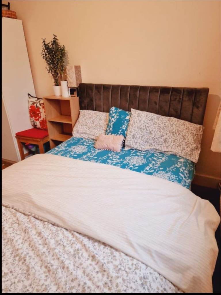 Double ROOM for Rent 