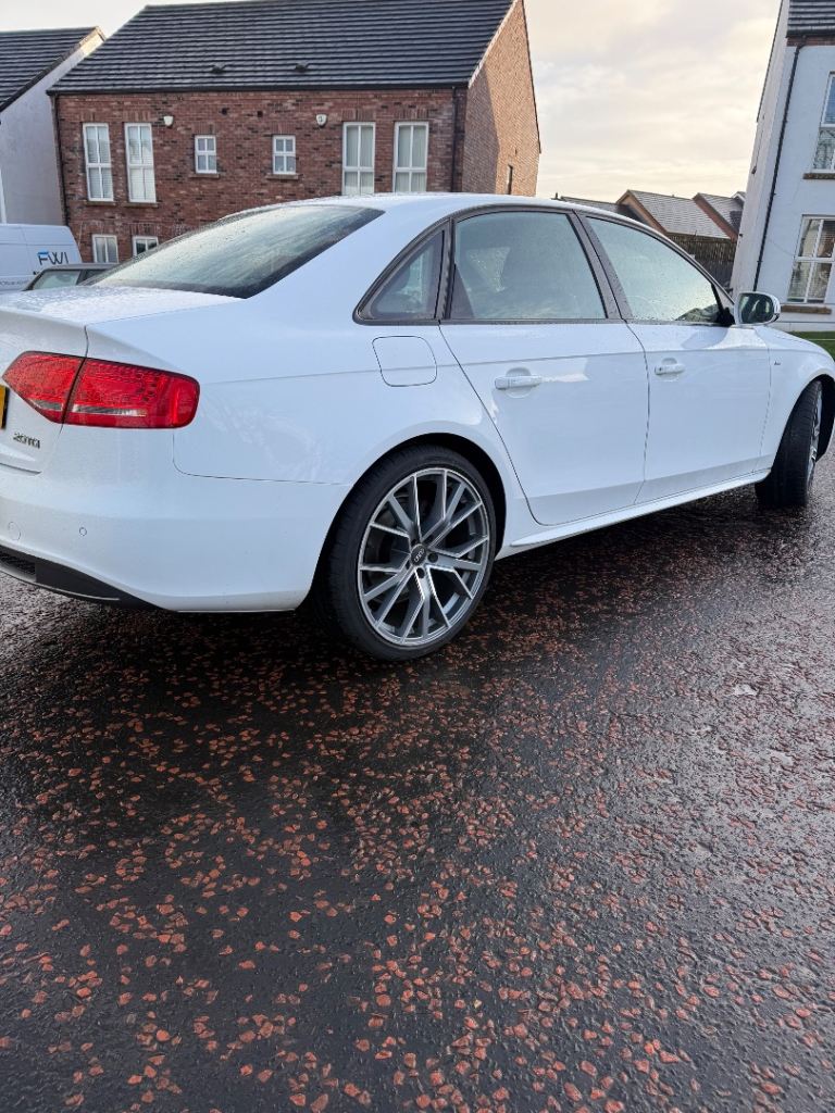 Audi, A4, Saloon, 2010, Manual, 1968 (cc), 4 doors