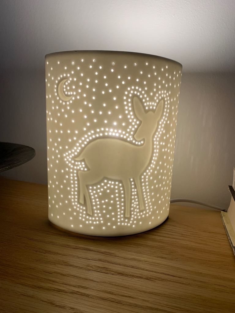 Belleek luminaire 