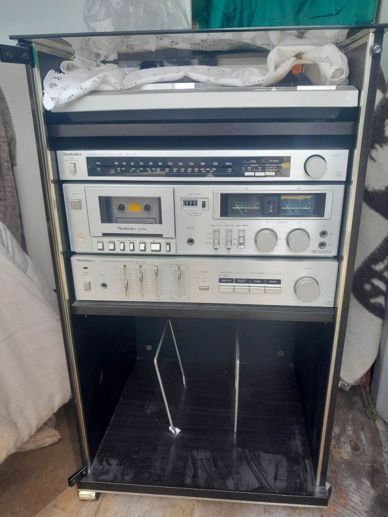 Vintage Technics stack system
