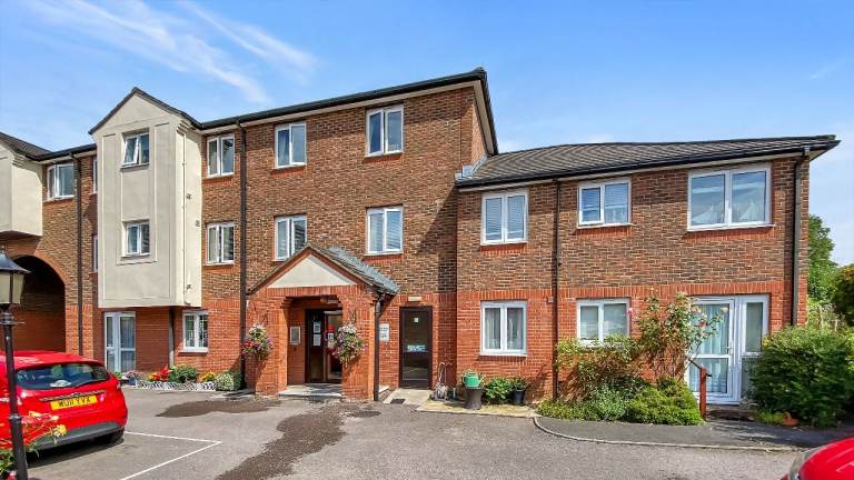 One Bedroom Apartment to Rent for the Over 55s