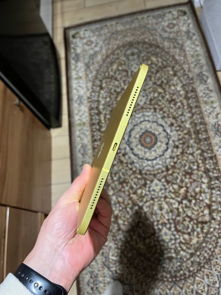 iPad 11th Gen A16 2025 128GB WiFI + Cellular 100% BH