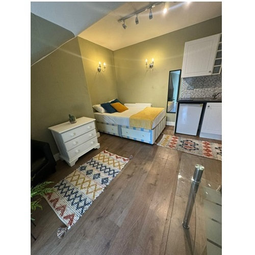 Self-Contained Studio Flat in Bedford Hill, Balham, SW12 9HJ * ALL UTILITY BILLS INC*