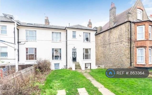 2 bedroom flat in East Dulwich Road, London, SE22 (2 bed) (#863364)