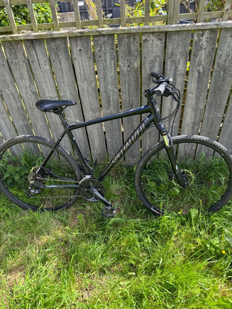 SPECIALIZED crosstrail hybrid bike