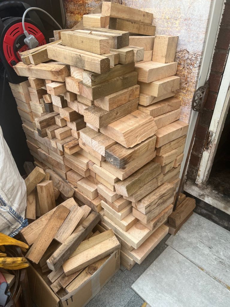 Very large amount or kiln dried redwood  perfect size for log burners