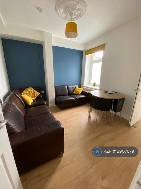 4 bedroom house in Oxford St, Pontypridd, CF37 (4 bed) (#2907679)