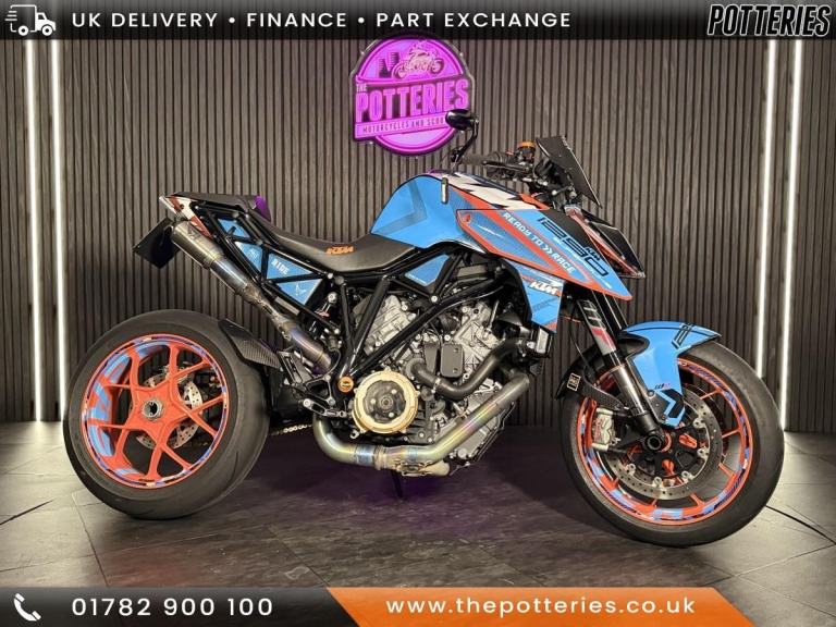 KTM 1290 SuperDuke R