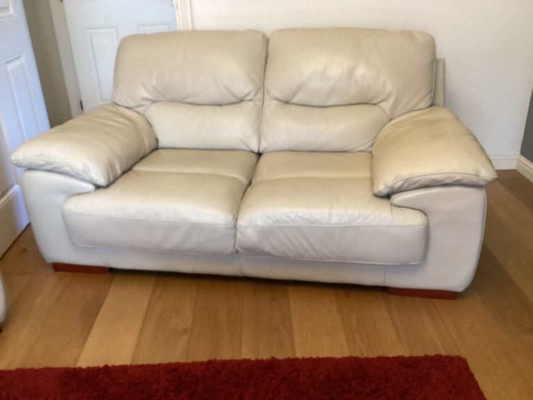 Leather sofa 