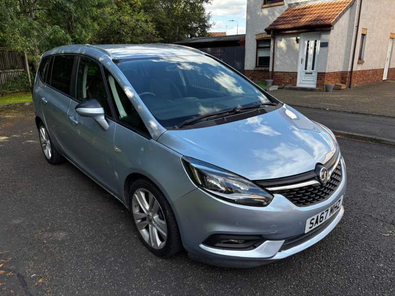 2017 VAUXHALL ZAFIRA TOURER SRI NAV 2.0, MOT DECEMBER 26, NO ADVISORS 