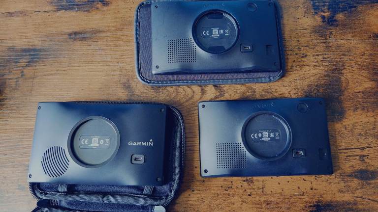 3 Garmin Sat Navs