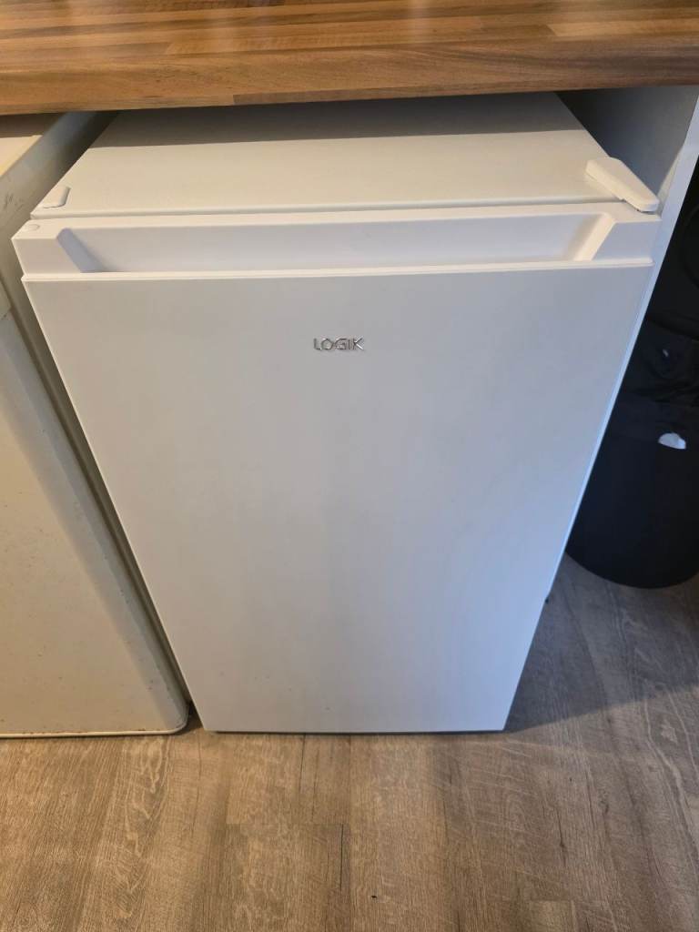 Logik Undercounter Freezer