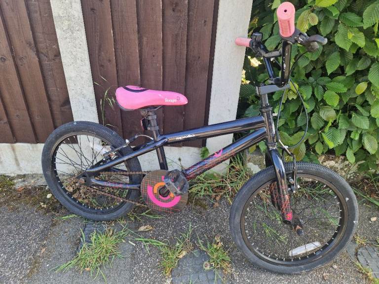 Girls 18 wheel bike / bmx - Apollo