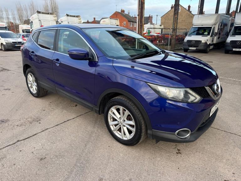 2015 Nissan Qashqai 1.5 dCi Acenta [Smart Vision Pack] 5dr HATCHBACK Diesel Manual