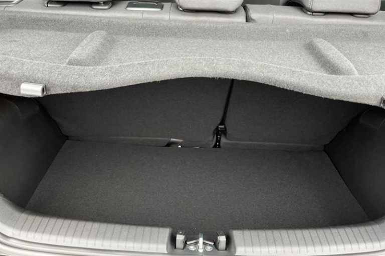 2025 Hyundai i10 1.2 Advance Hatchback 5dr Petrol Auto Euro 6 (s/s) (79 ps) Hatchback Petrol Auto...