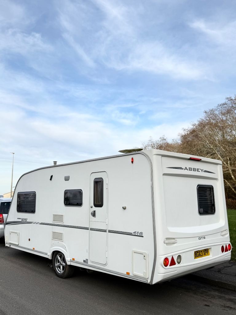 2009 ABBEY GTS 416 Great condition caravan Everything works 