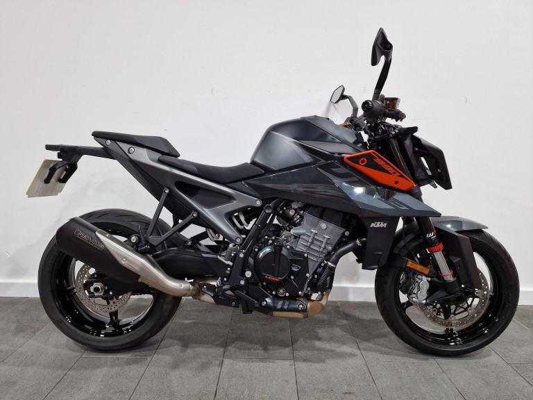 2024 KTM 990 Duke, Ex Demo, Remus Exhaust, Full Tech Pack, 724 Miles