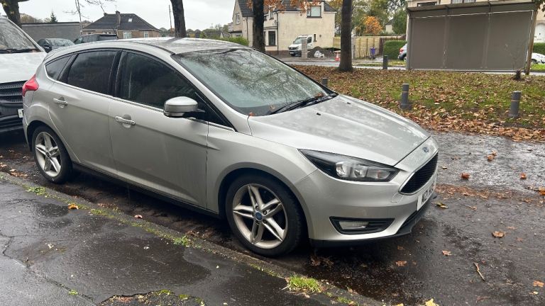Ford, FOCUS silver, 2015, 1499 (cc), EURO 6 focus ford