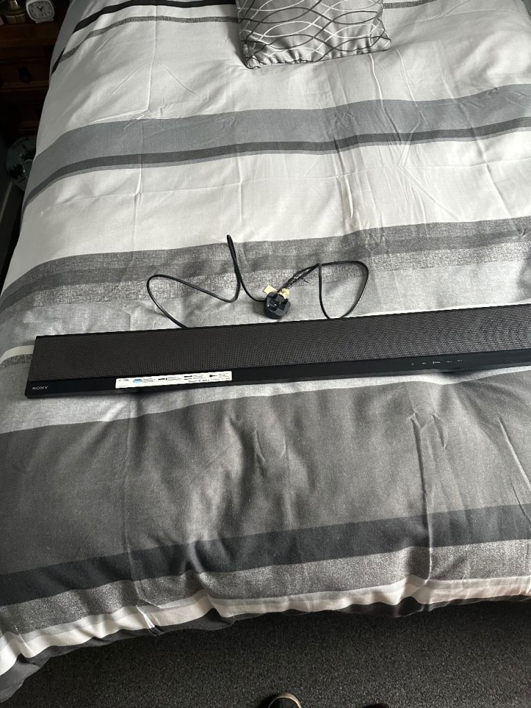 Sony HT390, soundbar and sub woofer