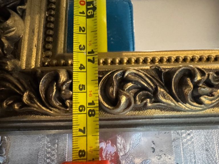 wall mirror