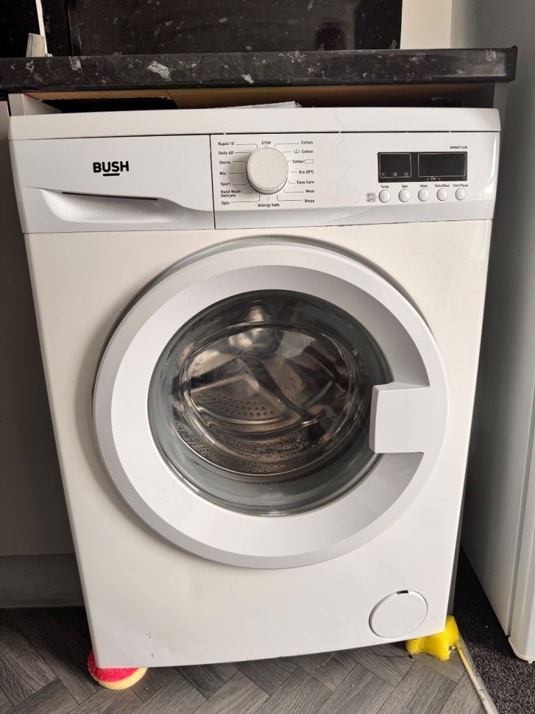 BUSH Washing Machine – White, Good Condition
