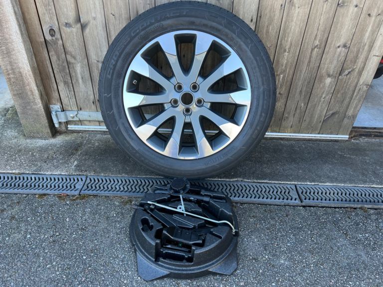  Land Rover Freelander 2  Full Size Alloy Wheel with Jacking Kit