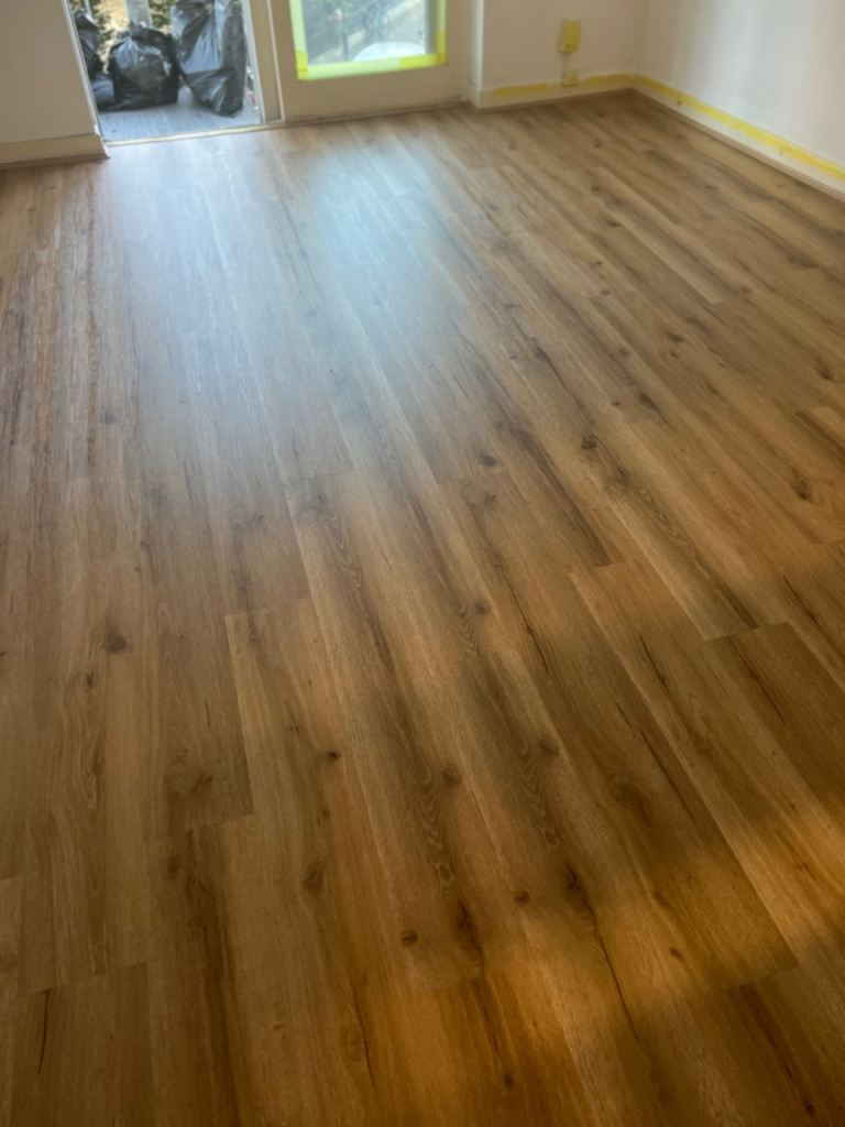 Professional Quality Laminate Flooring & Carpets | Professional Installation