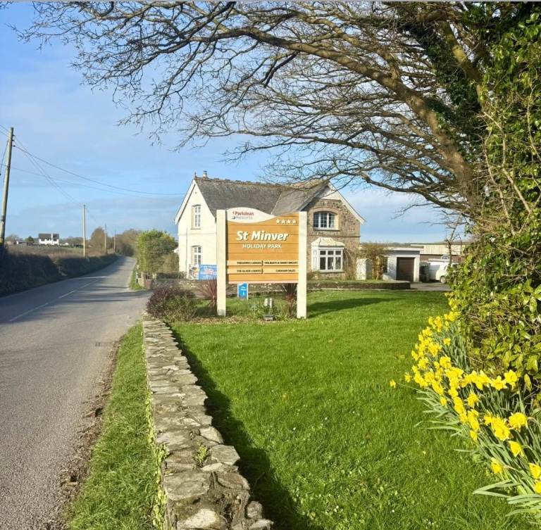 Holiday caravan for hire St Minver Park in Cornwall May Half Term Offer LAST MINUTE BREAK