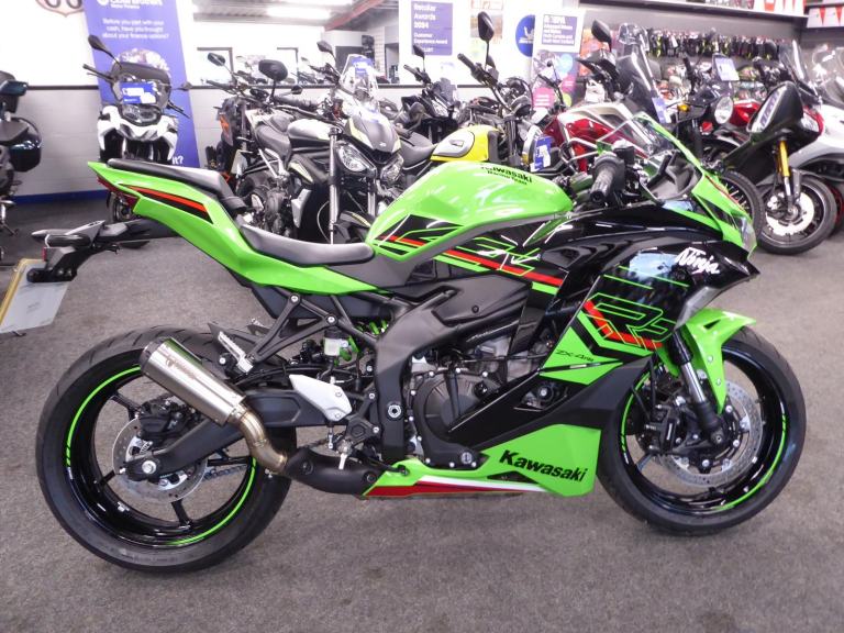 Kawasaki ZX4 RR - 2024 - 2,382 Miles at Penrith Motorcycles 