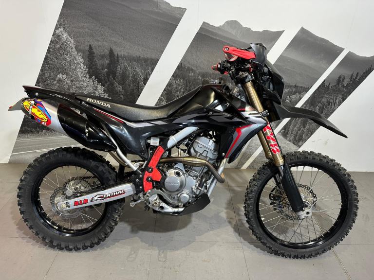 Honda CRF 250 L 2020 with 3140 miles + extra's 